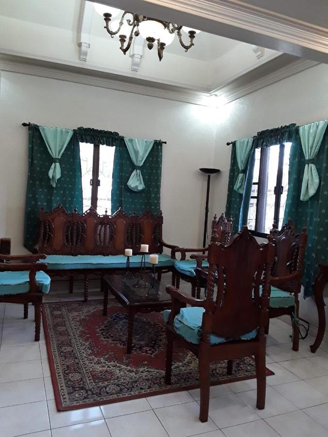 Fabuluz Luxury At Princess Place Malolos Eksteriør billede